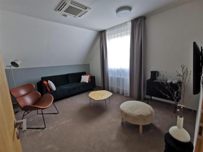 Apartments By Prague City Golf ภายนอก รูปภาพ